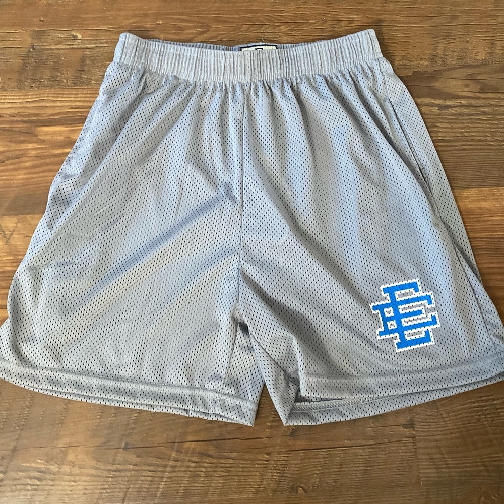 Ee Basic Skyline Short New York - image 1